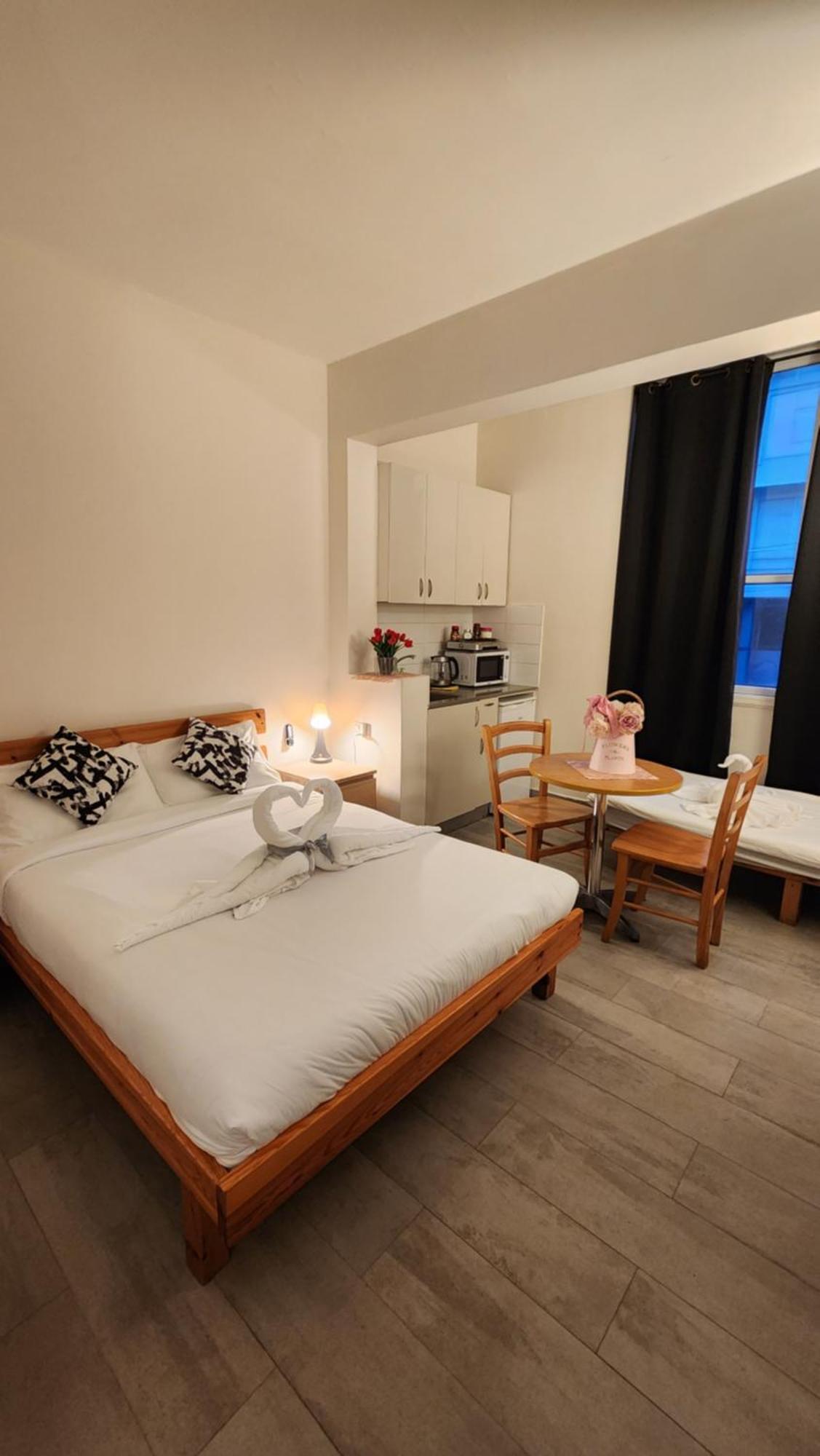 Aparthotel David Hameleh House Netanya Habitación foto